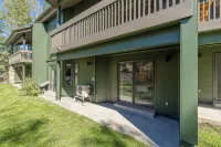 Cozy Lakeside Deer Valley 3+ bdrm/Sleeps 8 - Homestays