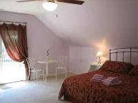 Ahoy Inn Guesthouse - موقف سيارات