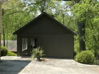 Studio Rental in Elkin, Yadkin Valley Wine Region - 4-Star