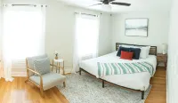 Serenity in South Wedge: desirable walking community meets vibrant tranquillity! - 3-Star