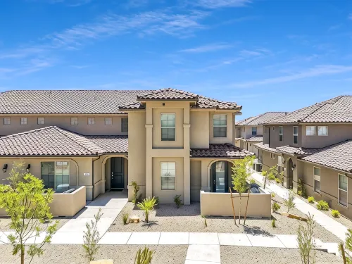 Relax-St. George: Pool, Hot tubs, Nintendo switch, Pickleball & Family Friendly! - 4 星級