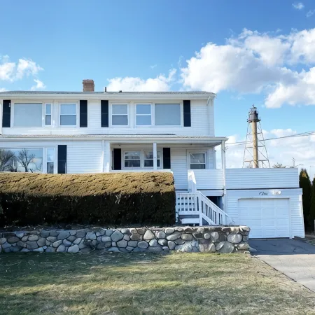 The Sunset Lighthouse Marblehead - Exclusive Waterfront 3brm/2.5bath Home