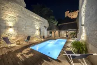 Hôtel Anne d'Anjou, the Originals Collection - Pools