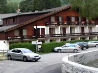 Hôtel les Sources - parking