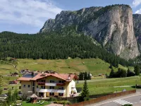 Garni Hotel Bel Vert - con vista montagne