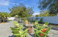 Free Heated Pool, Baby Gear, Shuffleboard, EV charger, Near beach, UTC mall, SRQ - Pools