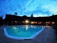 Naro Moru River Lodge - Pools