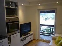 'Karwendelnest' Completely renovated in January 2014, tastefully with the latest technology - Wifi
