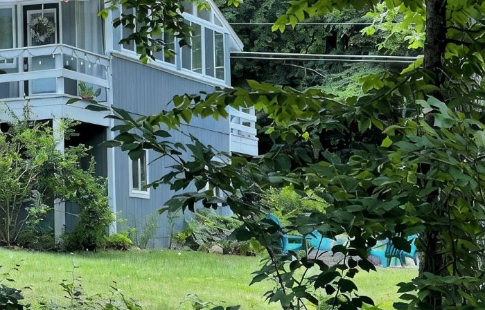 Adventures & Relaxation on Lake Winnipesaukee in New England’s White Mountains
