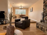 5Br Pool, Sauna & Game Room,Near UCR - 4-Star