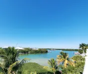 5Br Luxury Home w/ Pool, Theater, Rooftop Deck & 100-ft Dock Near Beach! - อ่างจากุชชี่