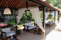 Hotel e Pousada la Dolce Vita - Airport Shuttle