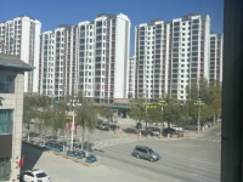 Mingdu Hotel Hotels in Linxia County