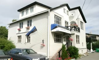 White Villa - Housity