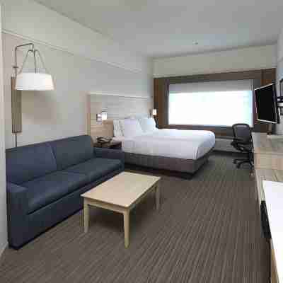 Holiday Inn Express & Suites la Porte Rooms