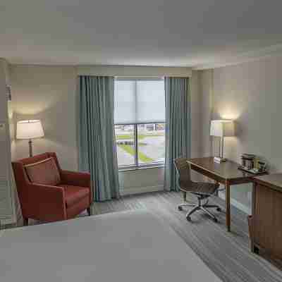 DoubleTree by Hilton Hotel Norfolk Airport Rooms