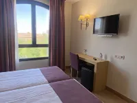 Hotel Equo Aranjuez فنادق في آرنخويث