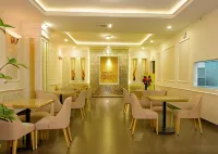 Elegant Hotel Hotels in P. Hoa Lu