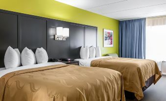 Quality Inn Hinesville - Fort Stewart Area, Kitchenette Rooms - Pool - Guest Laundry