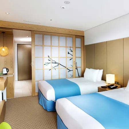 Hotel Whistlelark Jeju Отели рядом с достопримечательностью «Храм Самсонхёль»