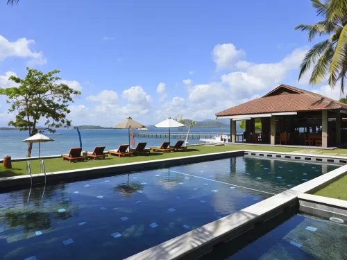 Cocotinos Sekotong Lombok Hotels in Sekotong Barat
