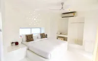 Aristo Chic Resort and Farm Hotels near Alpaca Hill