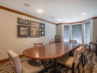 Staybridge Suites 密爾沃基機場南 富蘭克林住宿飯店