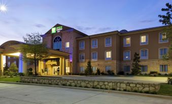 Holiday Inn Express & Suites Glen Rose