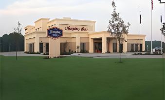 Hampton Inn Clinton