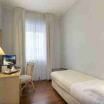 Hotel Enzo Rooms