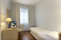 Hotel Enzo Hôtels à : Porto Recanati