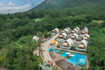 Gangjin Rims Glamping & Pool Villa Hotels in Gangjin-gun