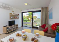 Kamena Residence - Ocean View