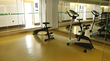 GreenTree (Ordos Music Fountain Square) Отели рядом с достопримечательностью «Ulan Mulun Lake»