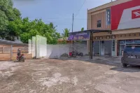 Hotel Rai's Palopo Exclusive Mitra RedDoorz Hotels in Palopo