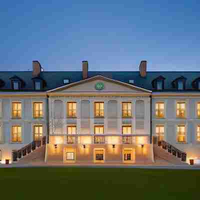 Dolce by Wyndham Versailles - Domaine du Montcel Hotel Exterior