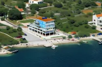 Villa Mediterana
