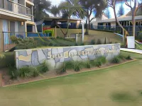 Sanctuary Beach Resort Hotels in Currumbin