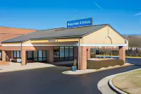 Days Inn & Suites by Wyndham Rocky Mount Golden East Hotels in der Nähe von Red Oak Baptist Church