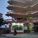 Hotel Rishiraj Các khách sạn gần Sân bay Rowriah