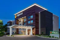 LaQuinta Suites by Wyndham South Bend Notre Dame Area Hotel di Clay Township