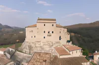 Castel di Luco Hôtels à : Montemonaco