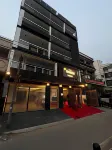 灰色天空飯店 Satpula附近的飯店