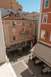 Victoria Boutique Suites - Condos