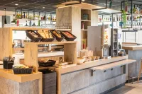 Ibis Budget Gonesse le Bourget - ที่มีบาร์
