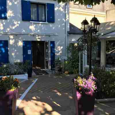 Castel Fleuri Hotel Exterior