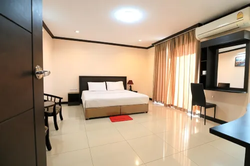 Triton Hotel Nakhonratchasima - bar