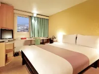 Ibis Oran les Falaises Hotels in 