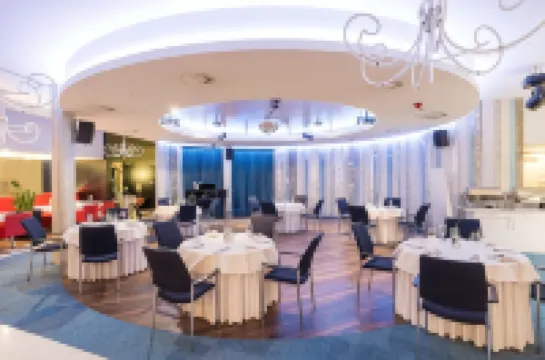 Niebieski Art Hotel & Spa