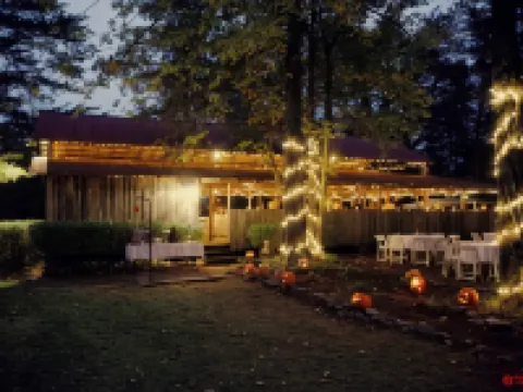 Garden Inn Bed & Breakfast at Bee Rock Hotels in Putnam County